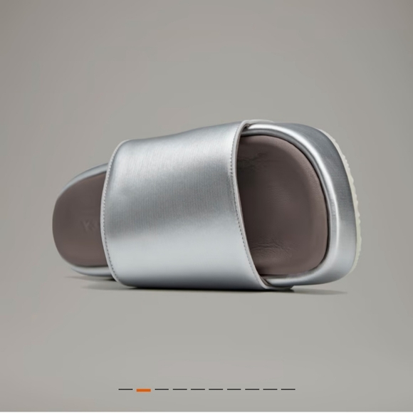 ADIDAS Y-3 SLIDE Silver Metallic 5 NWT - Picture 3 of 10